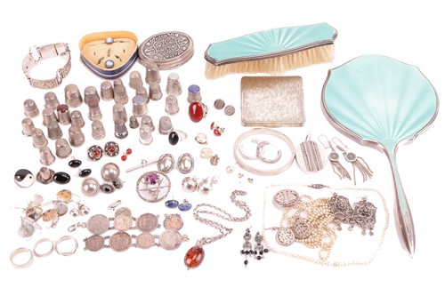 Lot 143 - A collection of silver and white metal...