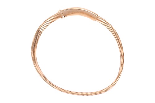 Lot 124 - A diamond set necklace and bracelet suite, the...