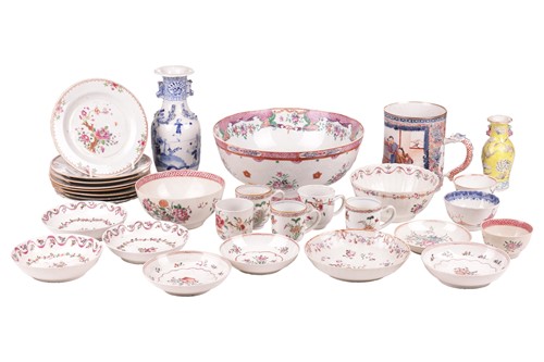 Lot A Chinese Famille Rose export porcelain porter...