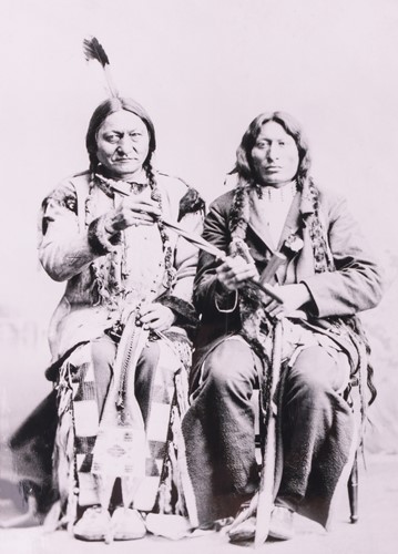 Lot 50 - Sitting Bull [Tȟatȟáŋka Íyotake] (c.1831-1890)...