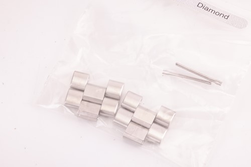 Lot 180 - Tag Heuer 2000 Professional 200m steel watch....