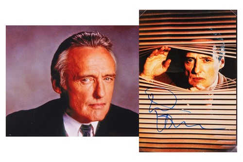 Lot 45 - A mixed collection of seven autographs of...