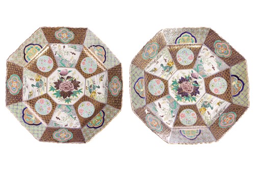 Lot 105 - A pair of large and impressive octagonal...