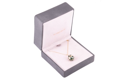 Lot 98 - Fabergé - a Palais Tsarskoye Selo green enamel...