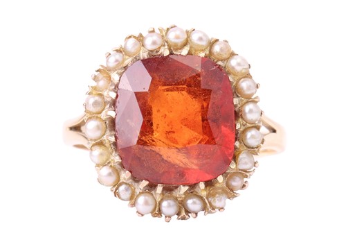 Lot 4 - A hessonite and seed pearl dress ring,...