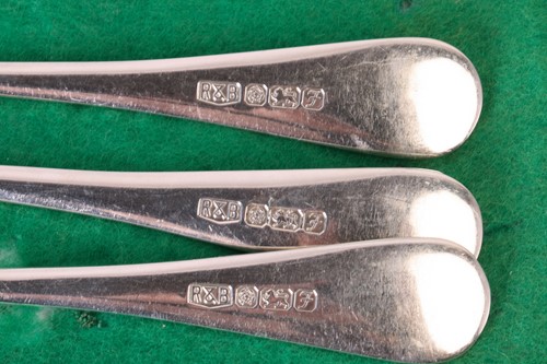 Lot 221 - A silver canteen of rattail pattern flatware...