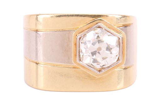 Lot 54 - A diamond-set dress ring, featuring an old-cut...