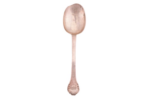 Lot 325 - A London silver, laceback trifid spoon, London,...