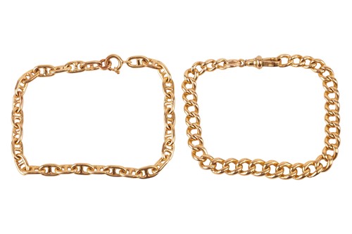 Lot 140 - A 15ct yellow gold flat curb-link bracelet...