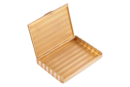 Lot 190 - A cigarette case by Fabergé, reeded case of bi-...