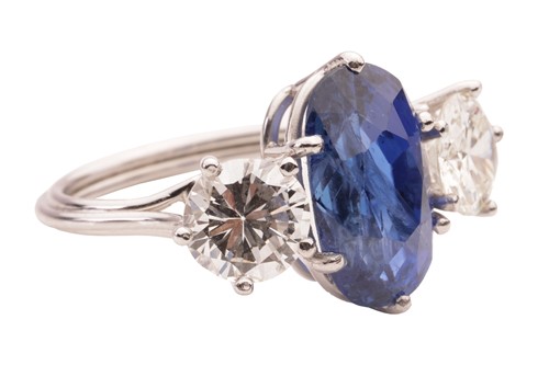 Lot 77 - An unheated Ceylon sapphire and diamond...