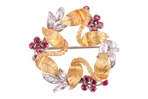 Lot 9 - A gem-set berry wreath brooch in 18ct...