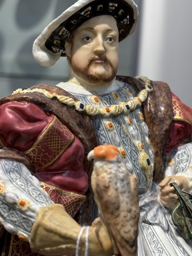 Lot 259 - A Royal Worcester porcelain figure depicting...