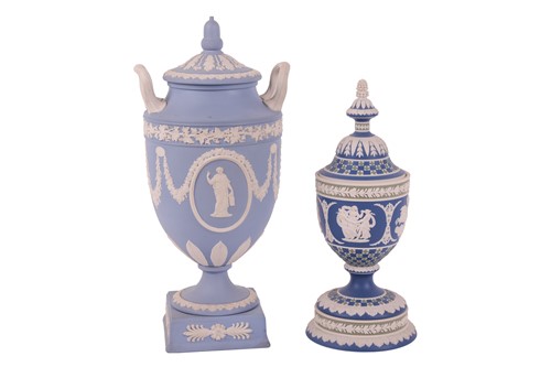 Lot 266 - A Wedgwood three-colour Jasperware vase and...