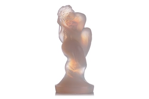 Lot 293 - Rene Lalique: 'Siréne', an opalescent glass...