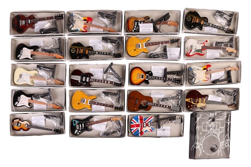 Lot 87 - Music Legends - twenty boxed Foccos Design...