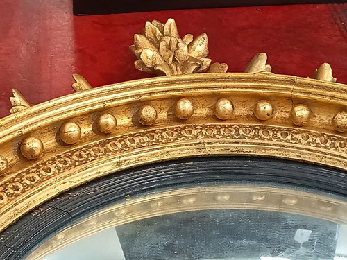 Lot 285 - An early 19th-century carved wood and gilt...