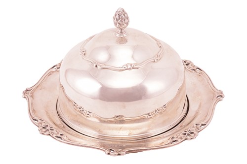 Lot 285 - An Arts & Crafts silver muffin dish, cover and...