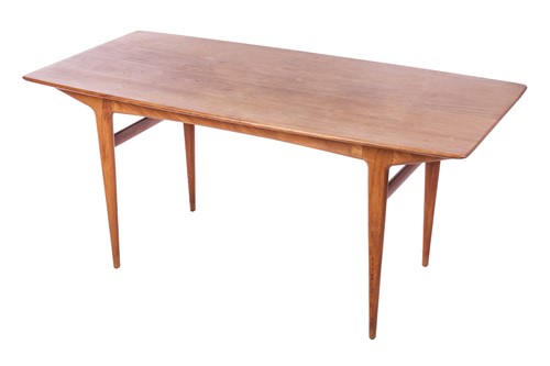 Lot 204 - A 'Mid Century Vintage' 1960s Younger 'Toledo'...