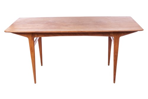 Lot 204 - A 'Mid Century Vintage' 1960s Younger 'Toledo'...