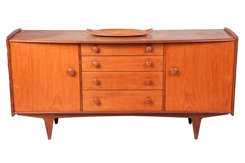 Lot 206 - A "Mid Century Vintage" 1960s Younger "Toledo"...