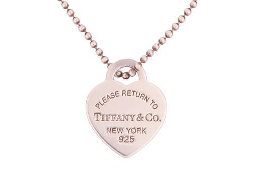 Lot 30 - Tiffany & Co. - a '1837 makers' bar pendant...