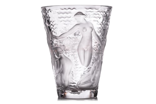 Lot 183 - A Lalique clear and frosted glass 'Ondines'...