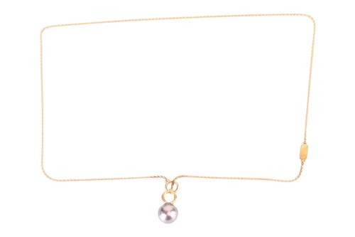 Lot 218 - A Tahitian cultured pearl lariat necklace and...