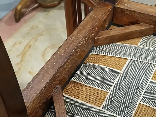 Lot 186 - A long set of fourteen Regency mahogany dining...