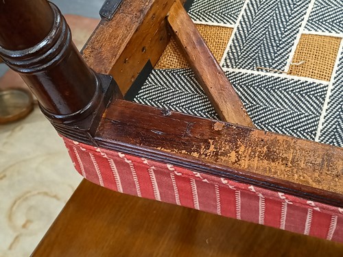 Lot 186 - A long set of fourteen Regency mahogany dining...