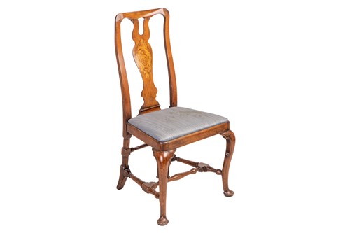 Lot 189 - An early 18th-century walnut side chair with a...