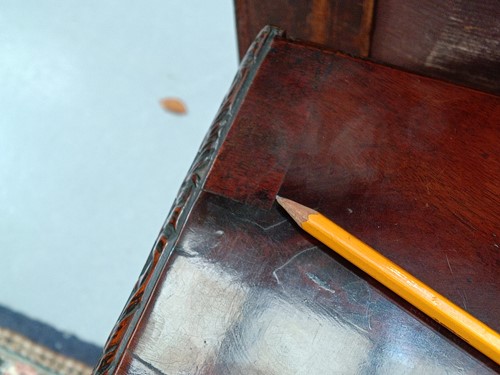 Lot 219 - A George III mahogany serpentine dressing...