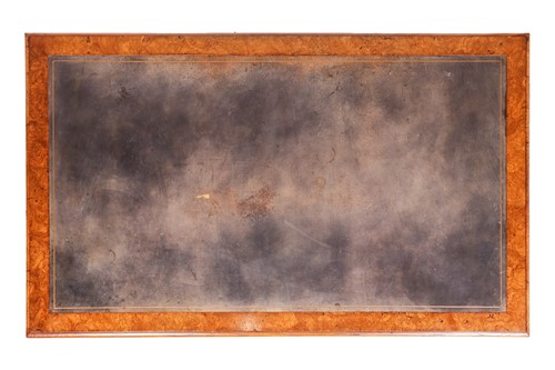 Lot 274 - A Regency pollarded oak partner's kneehole...
