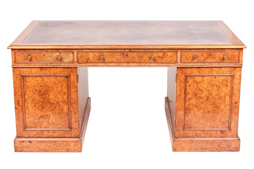 Lot 274 - A Regency pollarded oak partner's kneehole...