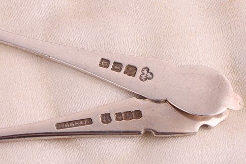 Lot 129 - A quantity of mixed cased flatware, including...