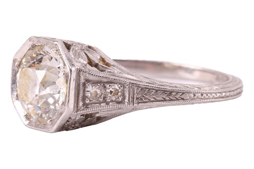 Lot 34 - A diamond solitaire ring, featuring an old-cut...
