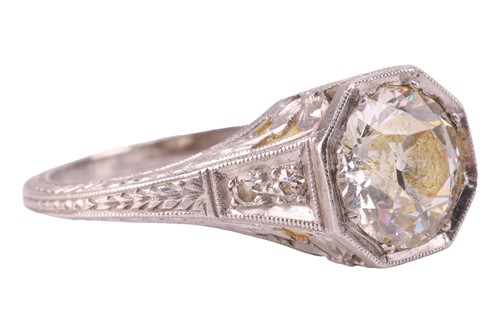 Lot 34 - A diamond solitaire ring, featuring an old-cut...