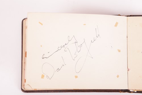 Lot 178 - Autographs: Stage, Screen, Comedy, and Music...