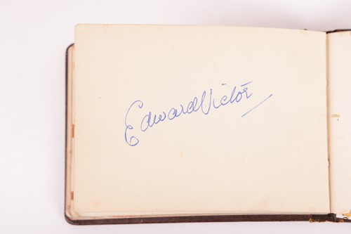 Lot 178 - Autographs: Stage, Screen, Comedy, and Music...