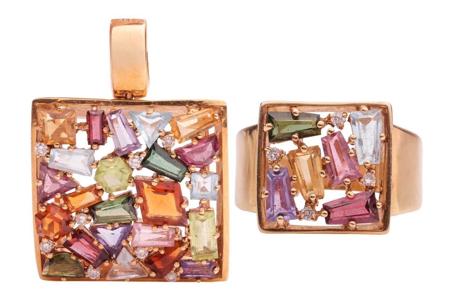 Lot 232 - A gem-set ring and matching pendant, of...
