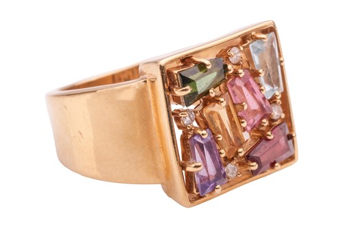 Lot 232 - A gem-set ring and matching pendant, of...