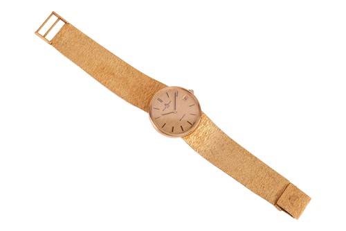 Lot 266 - Baume & Mercier An 18ct Gold Genteman's...