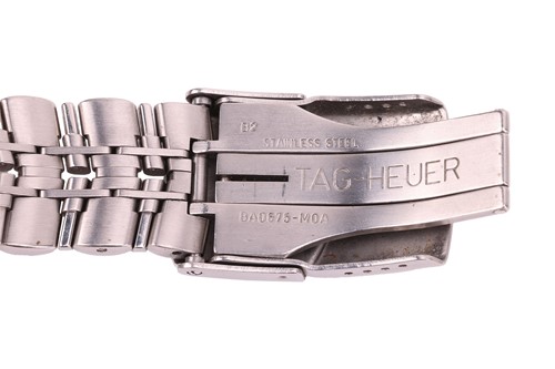Lot 74 - TAG Heuer A Professional 6000 Series Gentleman'...