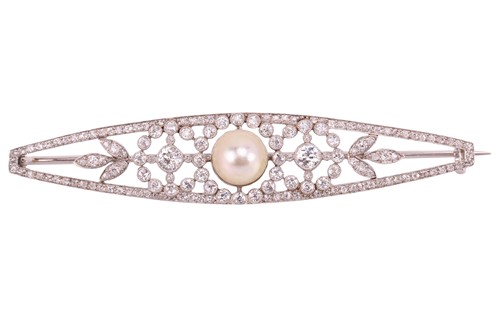 Lot 94 - A Belle Époque pearl and diamond brooch, of...