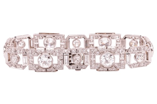 Lot 267 - An Art Deco diamond link bracelet, angular...