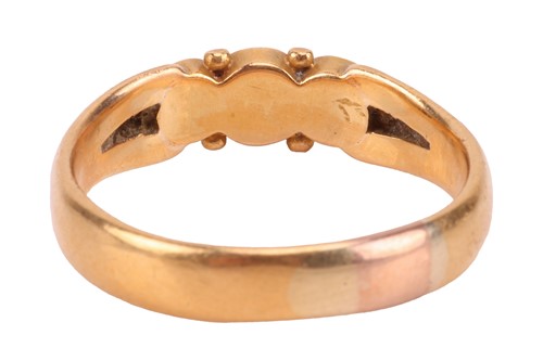 Lot 223 - A Victorian pearl-set ring in 22ct gold,...