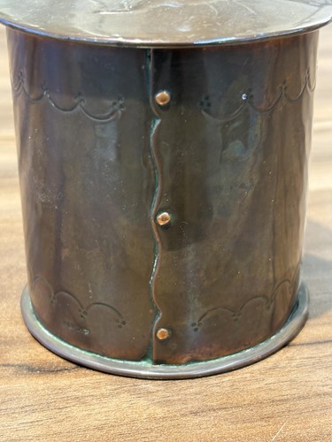 Lot 168 - A collection of decorative Arts and Crafts...