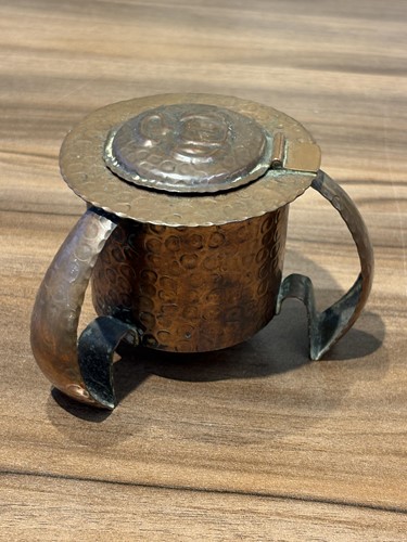 Lot 168 - A collection of decorative Arts and Crafts...