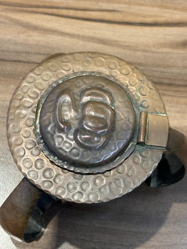 Lot 168 - A collection of decorative Arts and Crafts...
