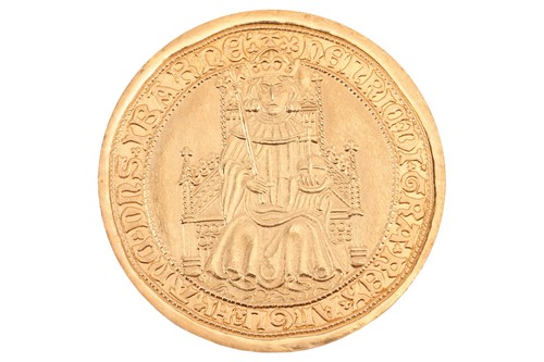 Lot 52 - A Henry VII Replica Gold Sovereign, 9ct gold,...